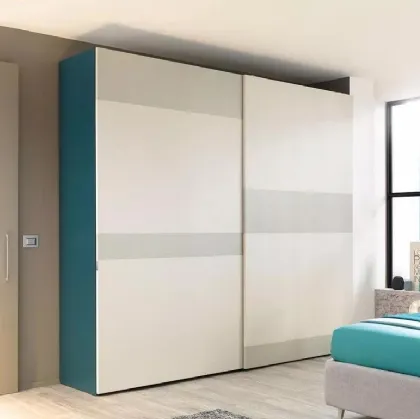 Armadio in melaminico e laccato NC208 Slider Strip B di Moretti Compact