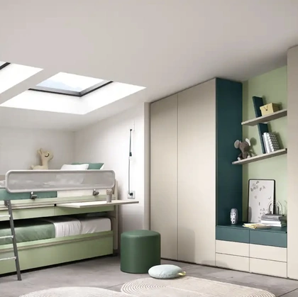 Cameretta con letti scorrevoli K124 di Moretti Compact Camerette