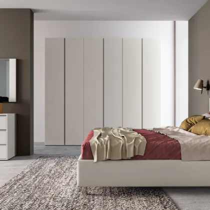 Letto in ecopelle con testiera trapuntata con cuciture verticali Cupido di SantaLucia