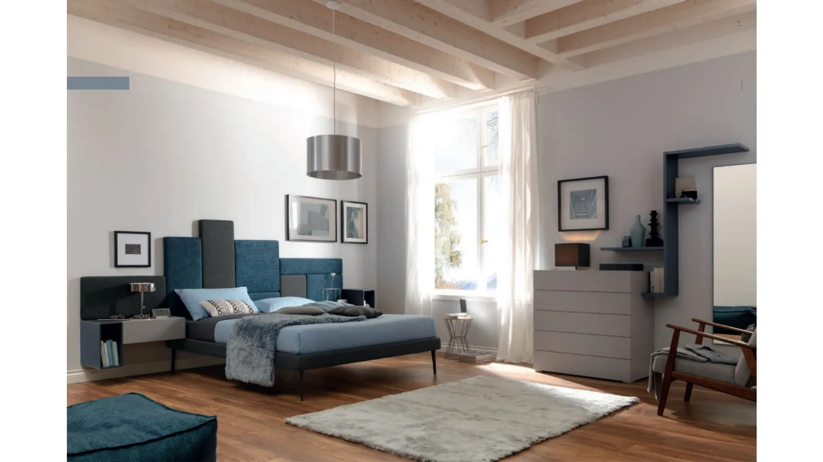 Letto con testiera asimmetrica in tessuto NC102 Moretti Compact