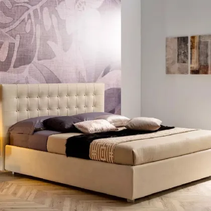 Letto matrimoniale imbottito con testiera trapuntata SC218 di Moretti Compact