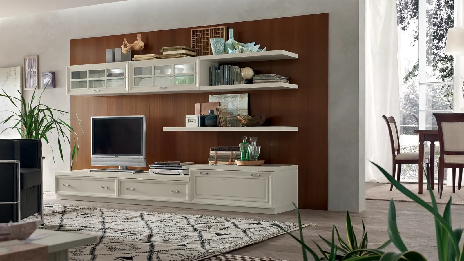 Parete Attrezzata MU454 con Boiserie Noce e finitura mobile Panna di Maronese Acf