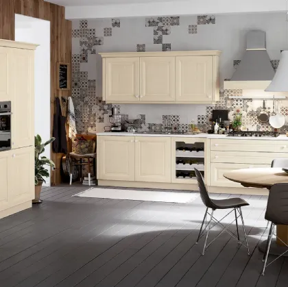 Cucina Classica lineare Pavese in Frassino laccato Marsiglia di Veneta Cucine